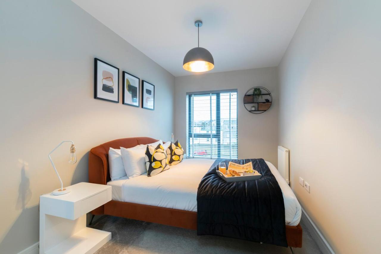 Elliot Oliver - Chic 2 Bedroom Town Centre Apartment Cheltenham Exterior foto