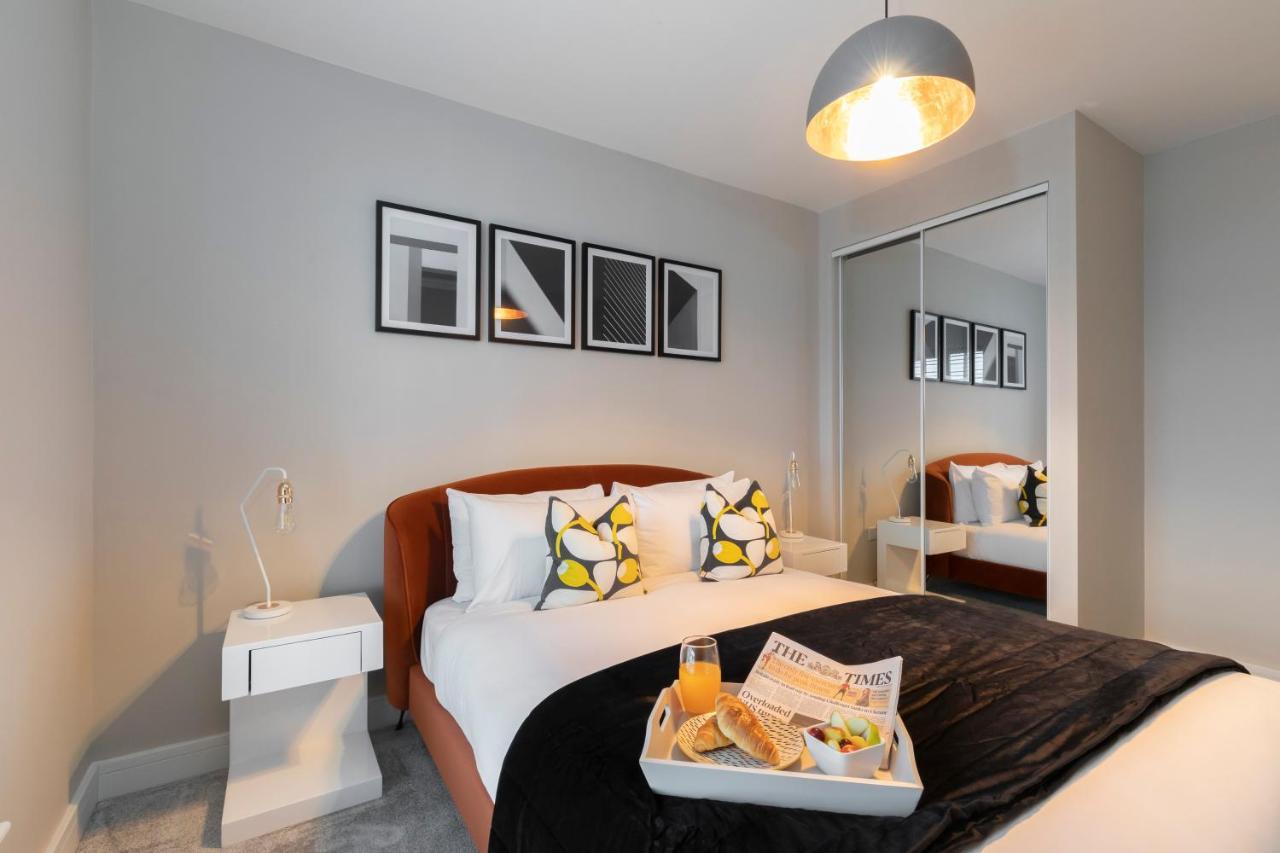 Elliot Oliver - Chic 2 Bedroom Town Centre Apartment Cheltenham Exterior foto